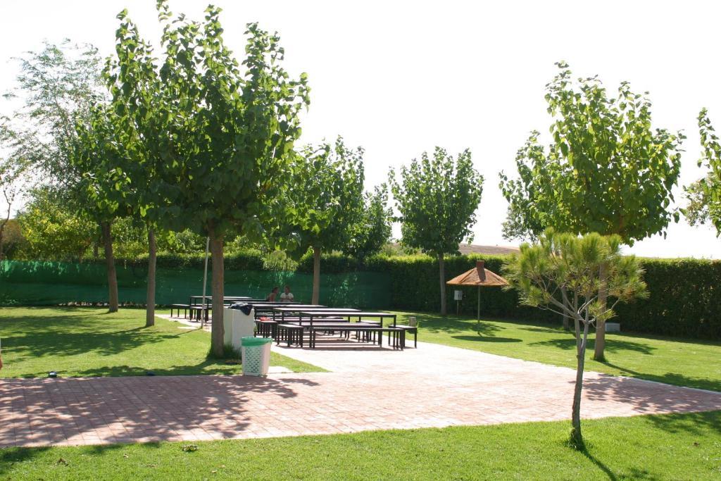 Camping Carlos III La Carlota Esterno foto